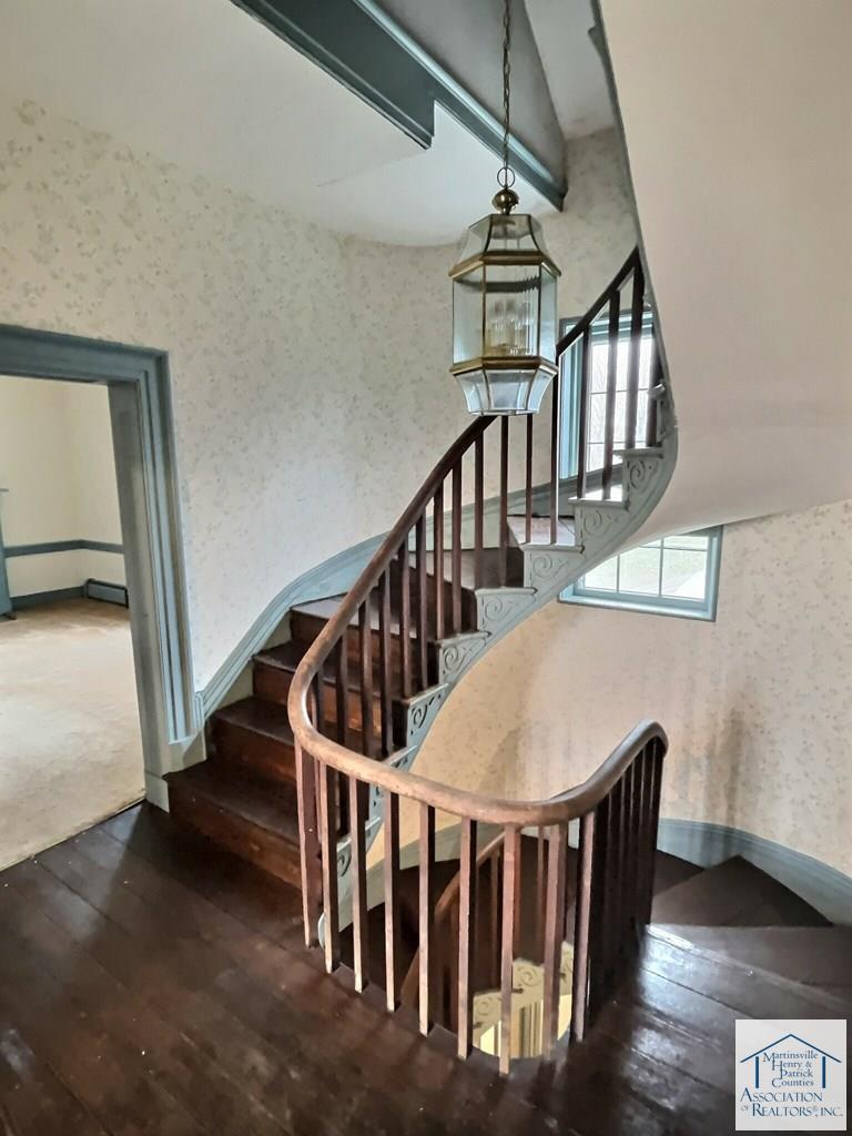 Second Floor Landing 