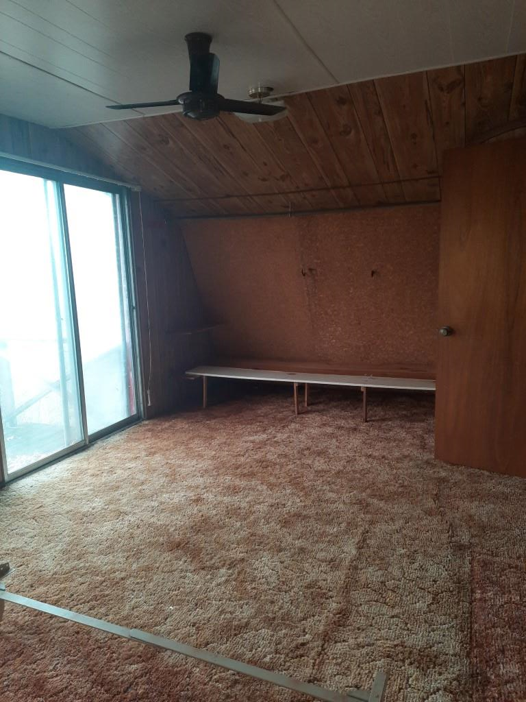 Big Cabin - Primary Bedroom