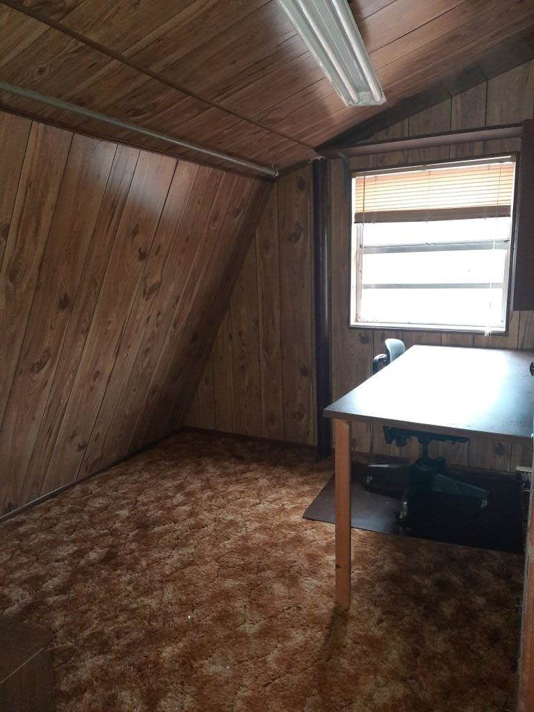 Big Cabin - Bedroom 2