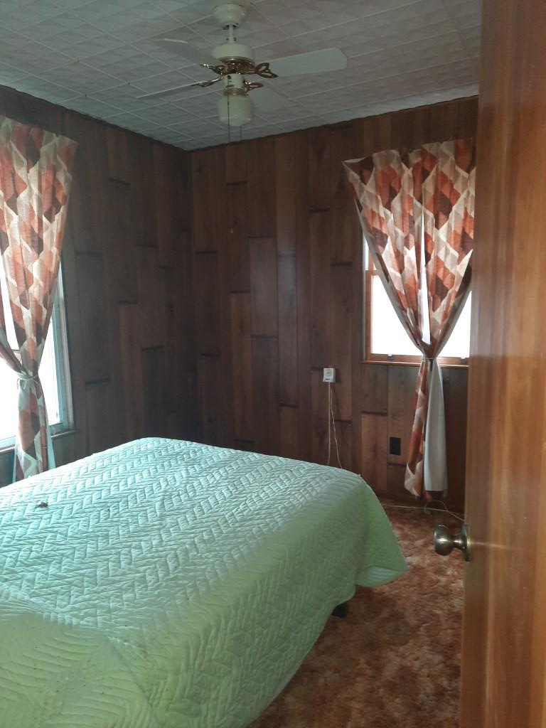 Small Cabin -  Bedroom 2