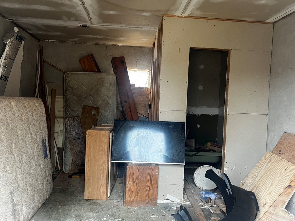 Inside of Shed / Outbuilding