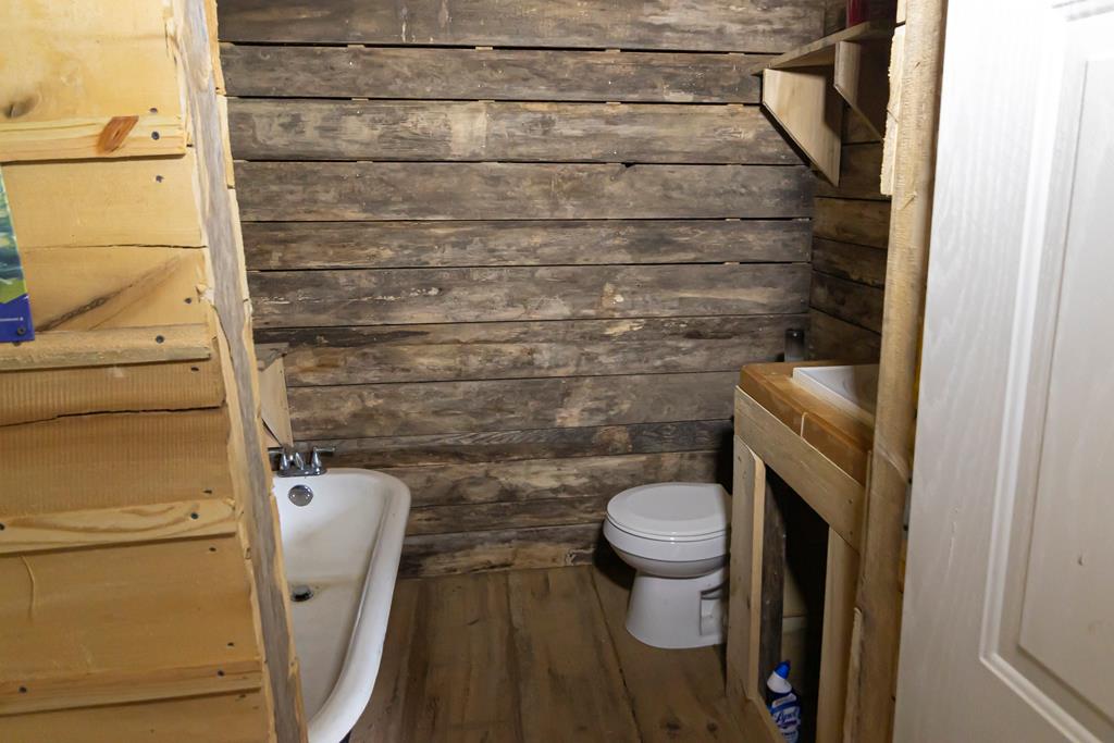 Bathroom with freestanding tub