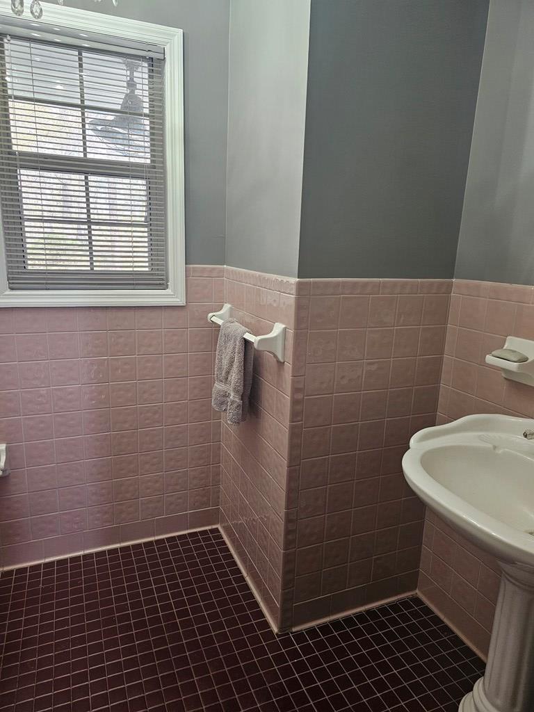 Guest bath off Dining area at Stairwell