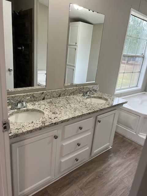 Double Sinks with Granite counter Tops