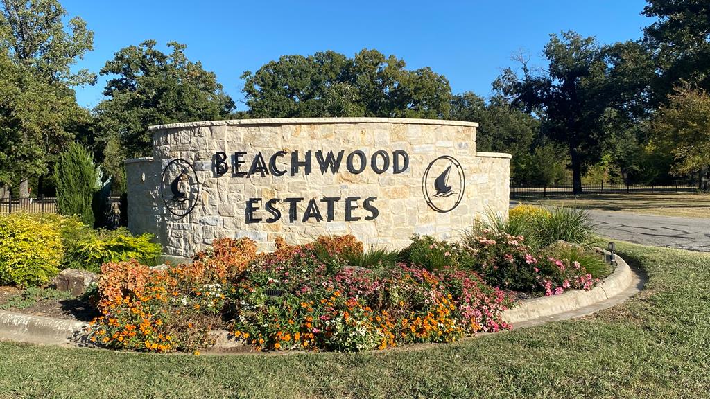Beachwood Estates Community Entrance