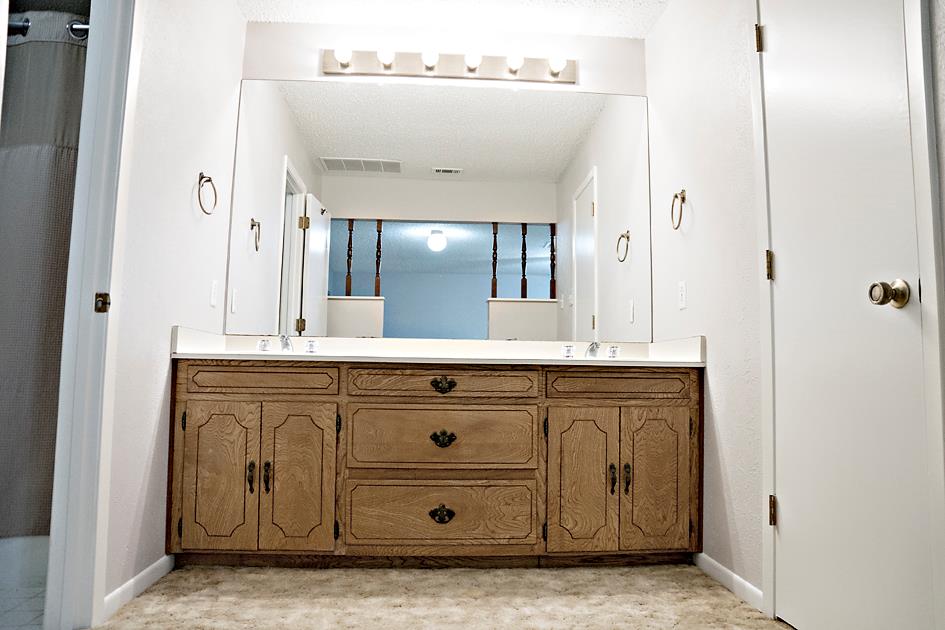 Master Bath Upstairs