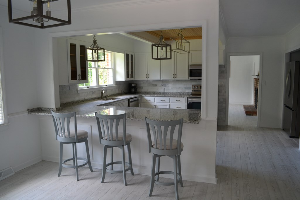 Beautifully renovated kitchen