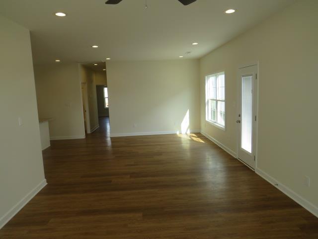 GREAT ROOM TO DINING AREA