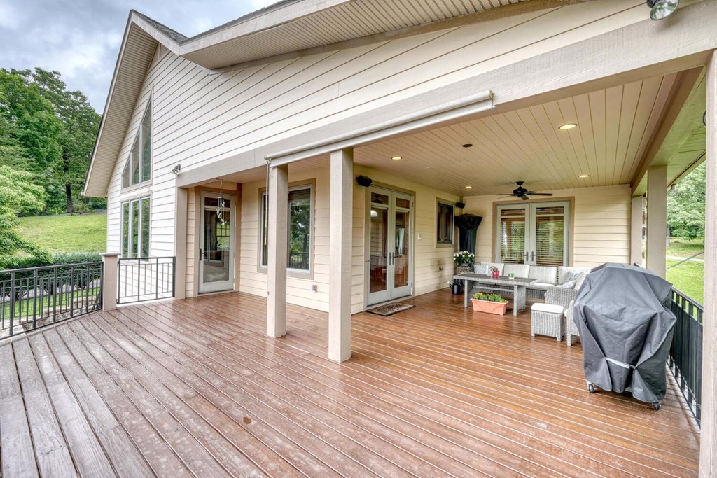 Main Level Porch/Deck