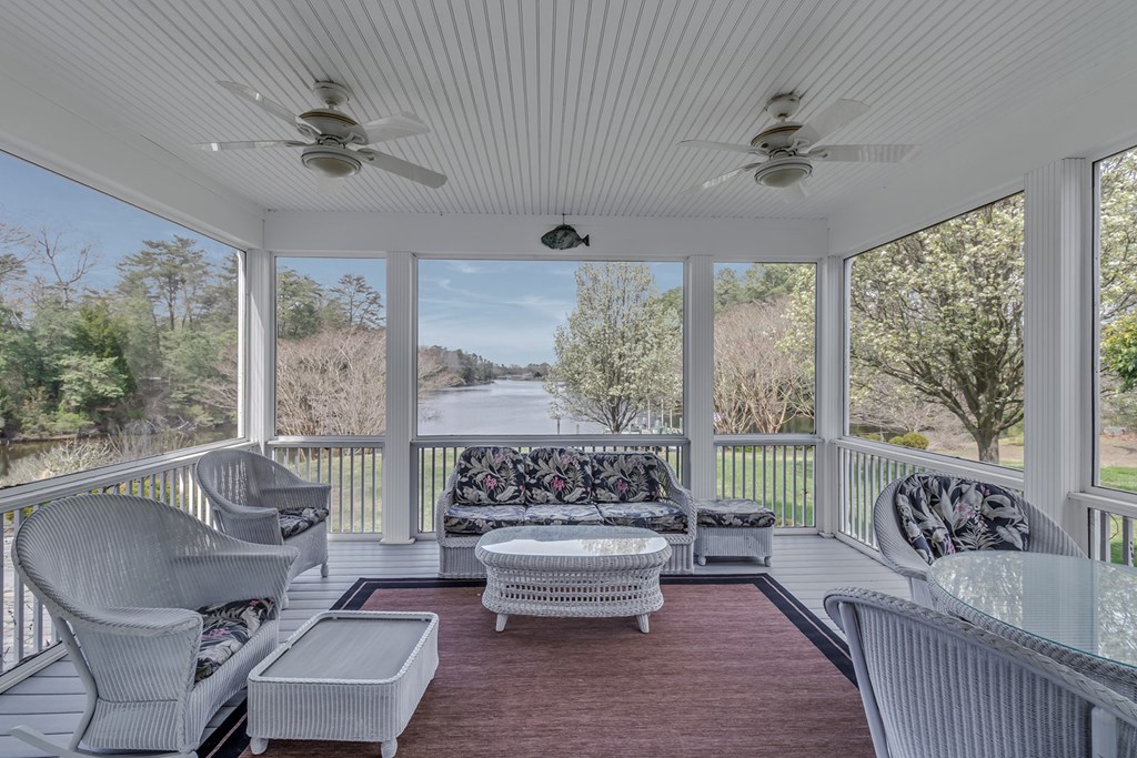 Screened Porch