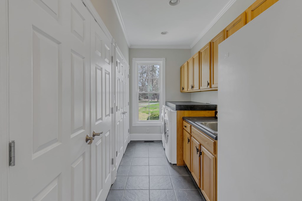 Laundry Room with Sink