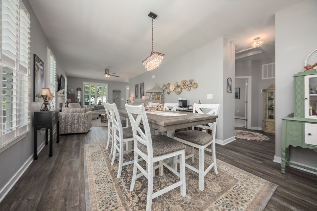 Dining area - Great space to entertain