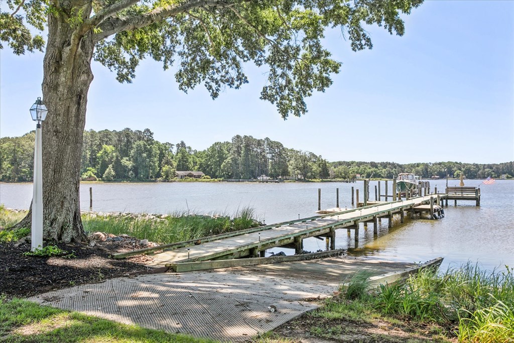 Pier/Boat lift