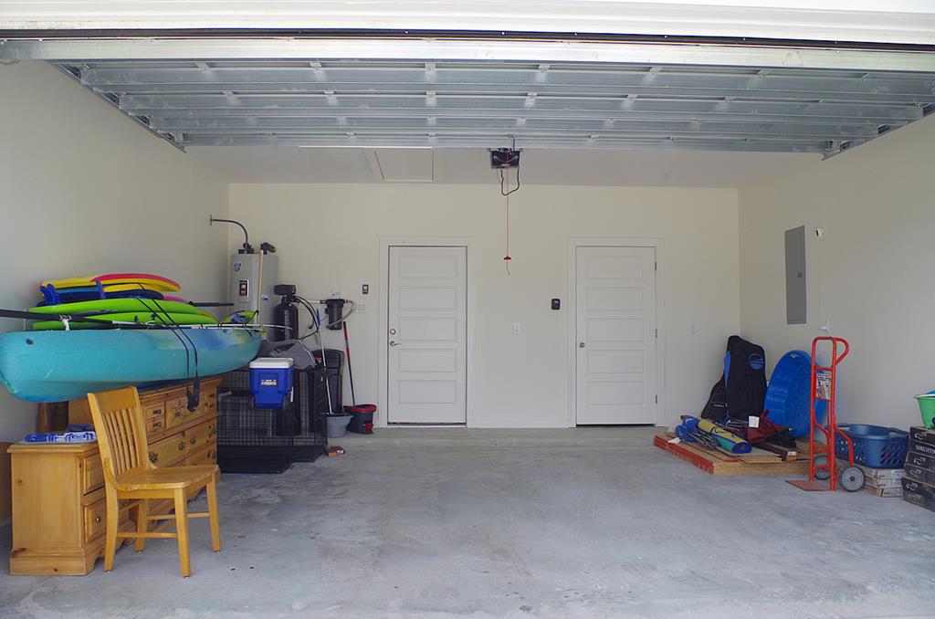 2-Car Garage