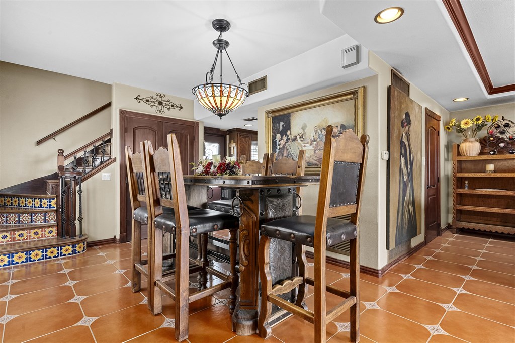 Formal dining room