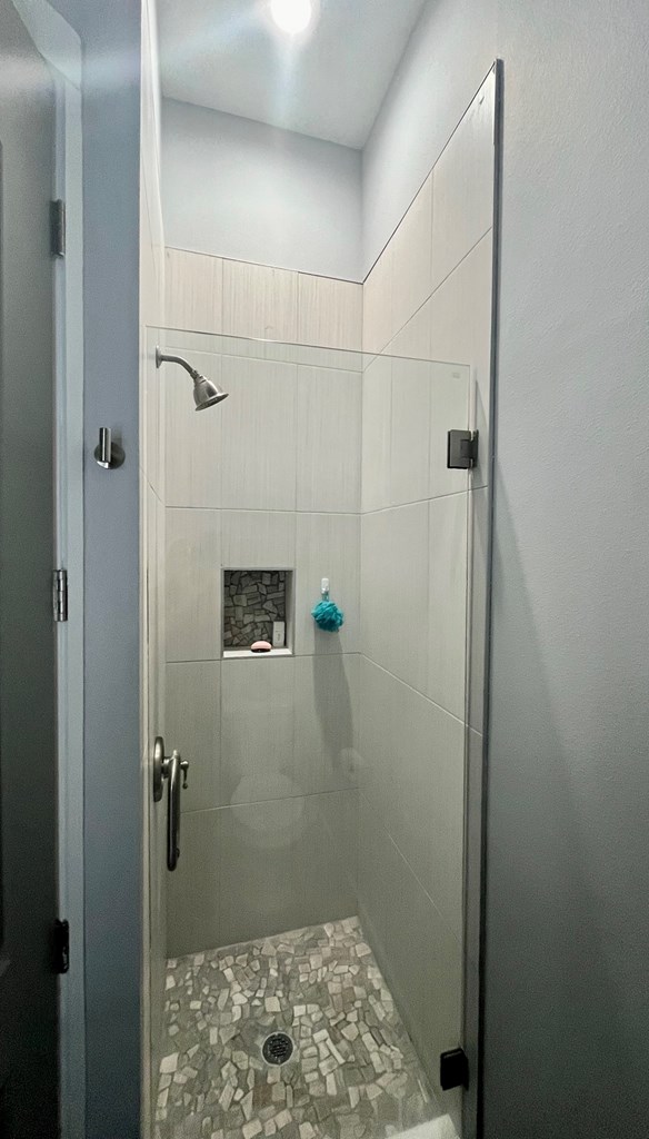 Bedroom 2 Full bath shower