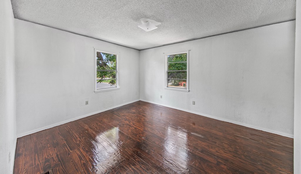 Side B Upstairs Bedroom 