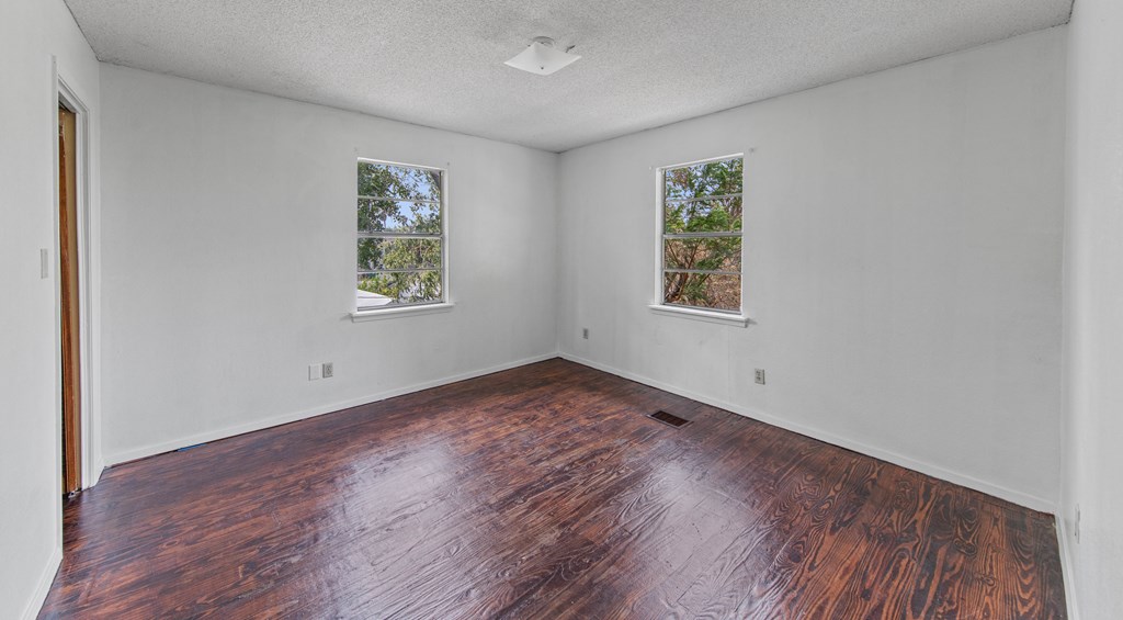 Side B Upstairs Bedroom 