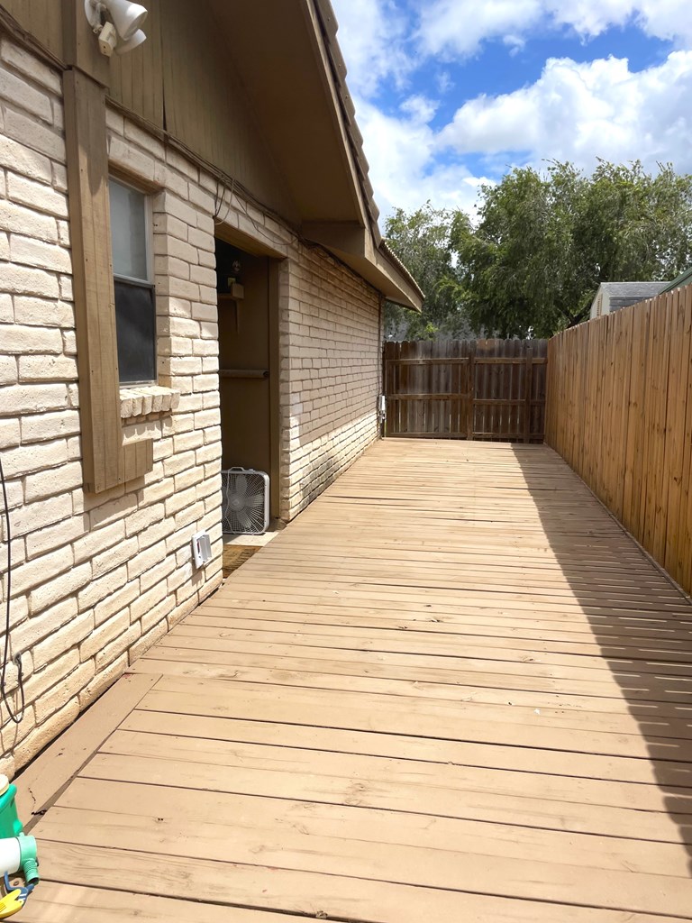 Side decking