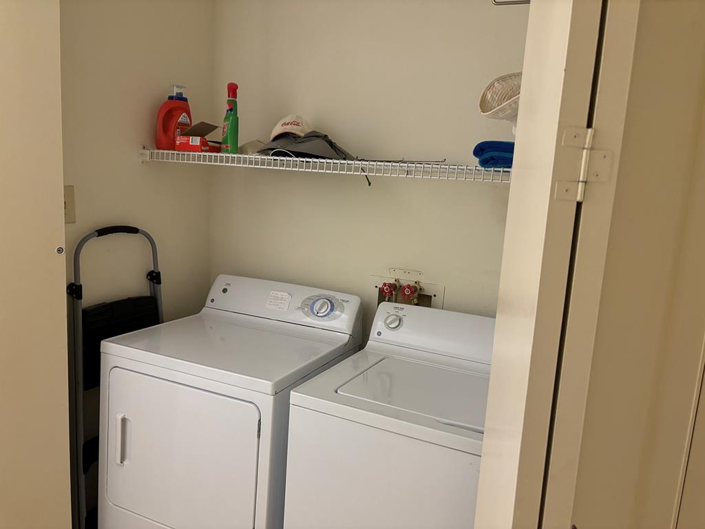 Condo Laundryu