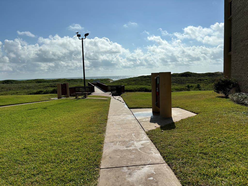 Beach Shower - Walkway