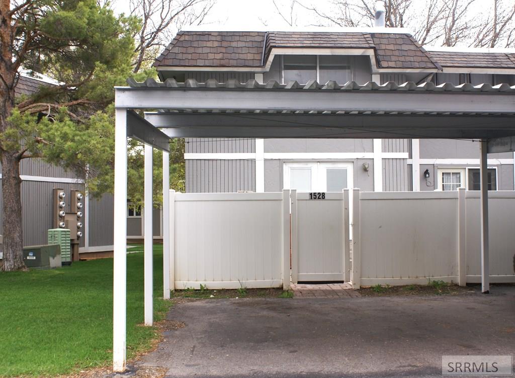 2-Vehicle Carport