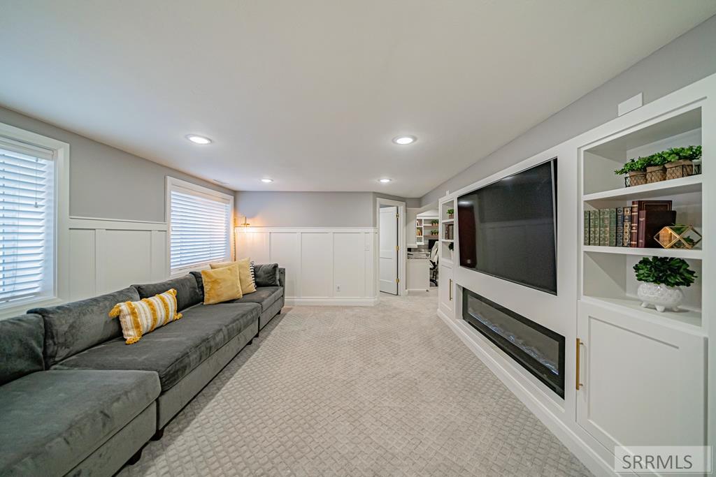 Family Room - Basement