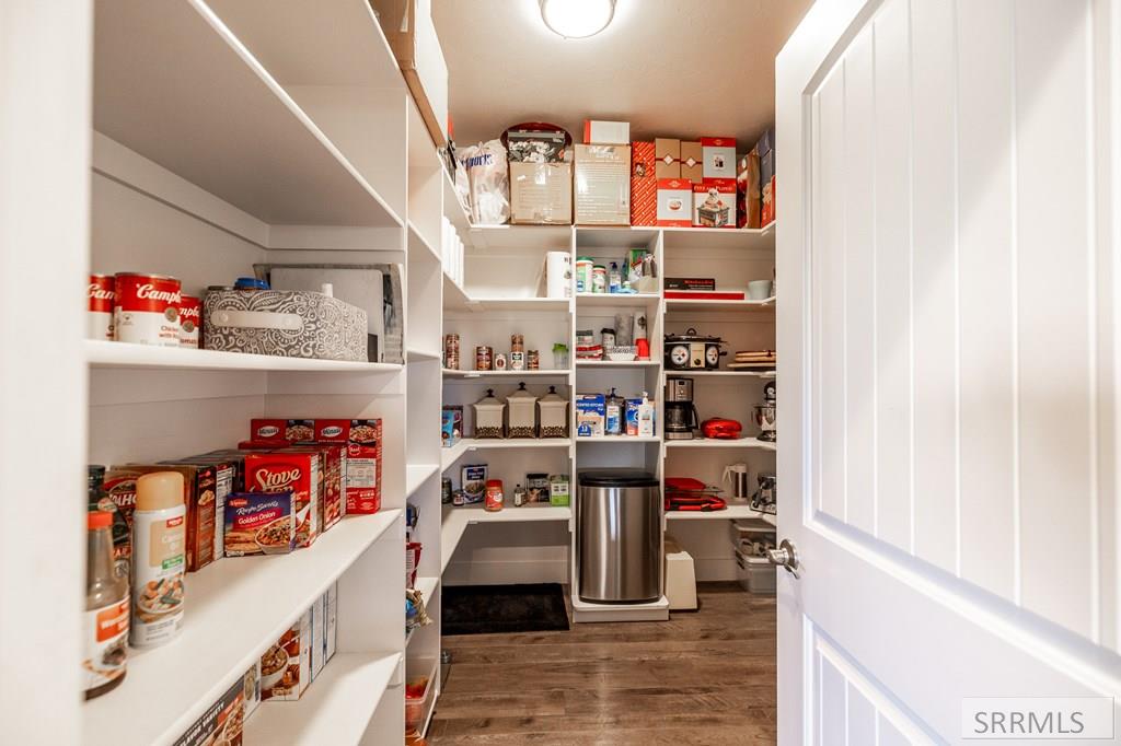 pantry 