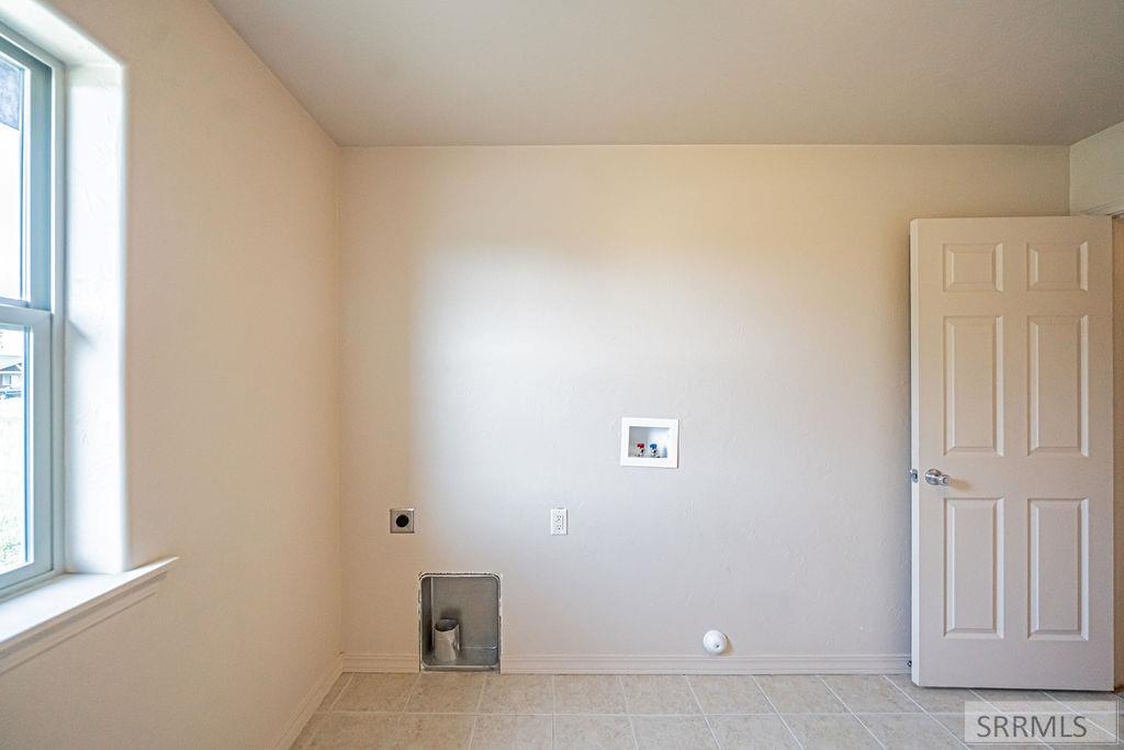 Spacious Laundry Room