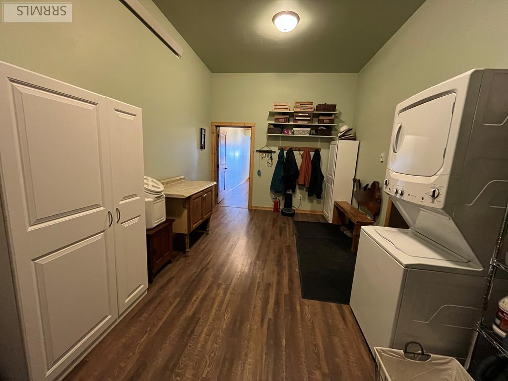 Mud/Laundry/Pantry Room 2