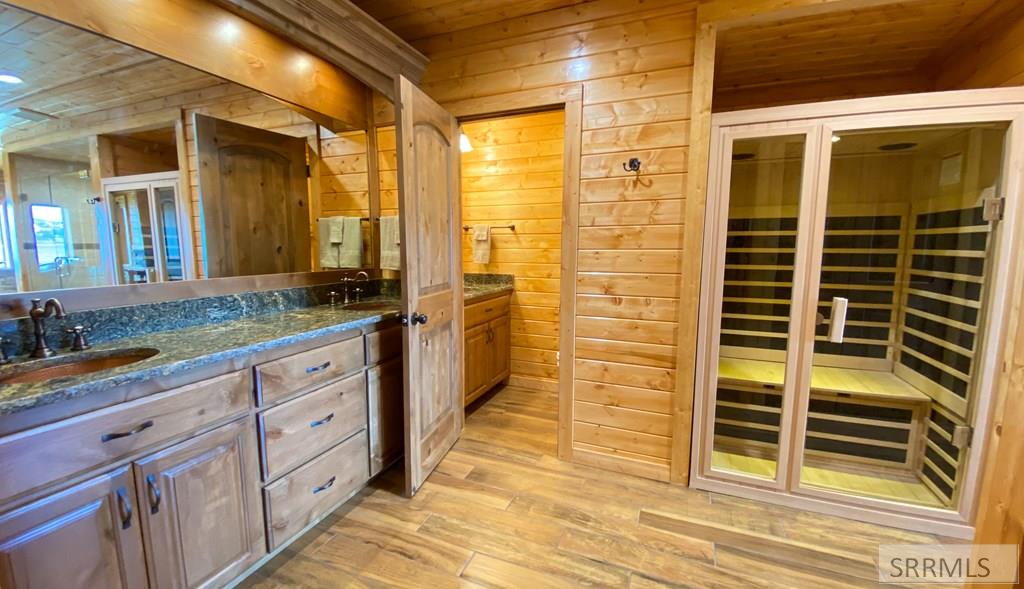 Sauna Master Bath