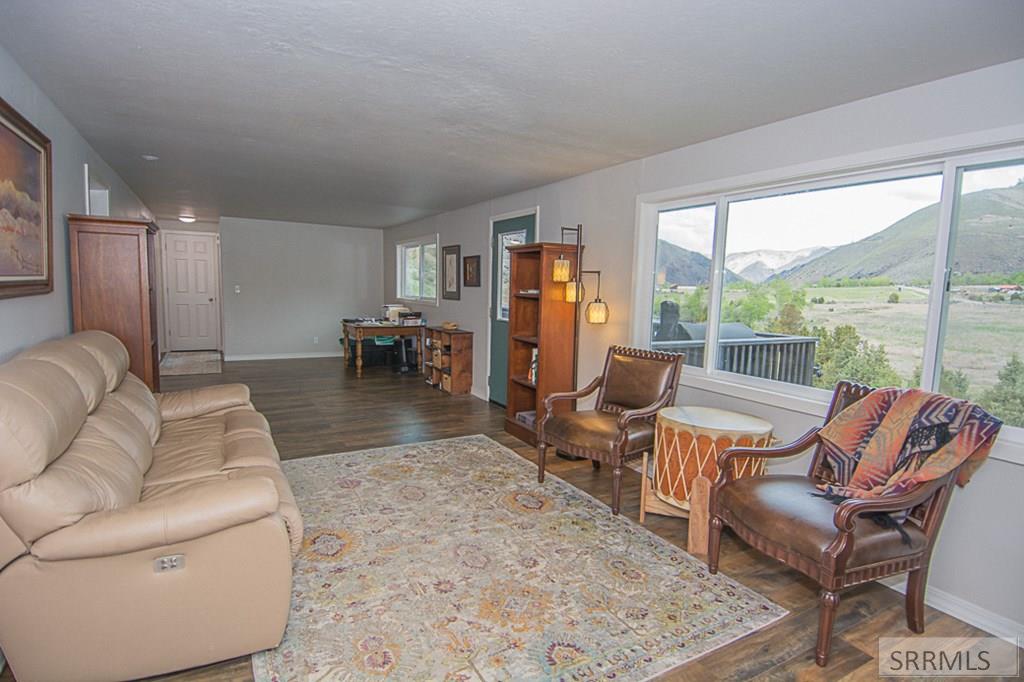 Upstairs Living Area