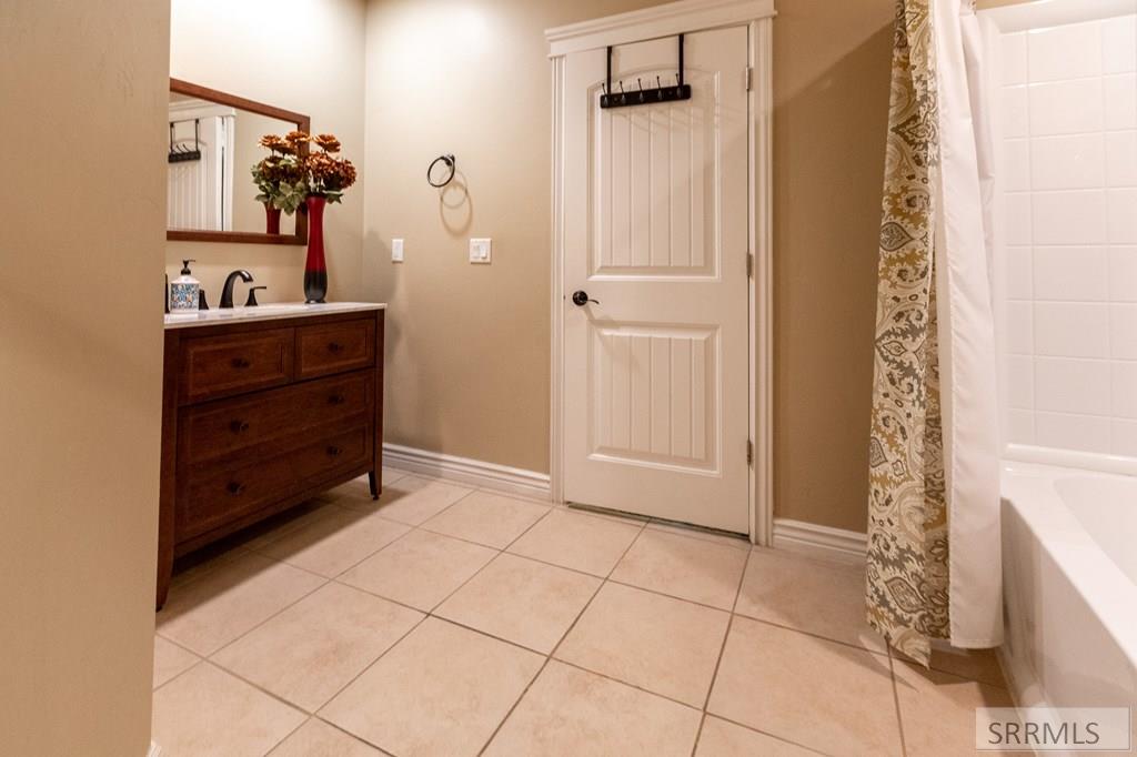 Basement Bathroom 