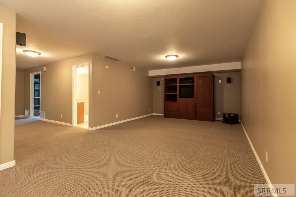 Basement Family Room 