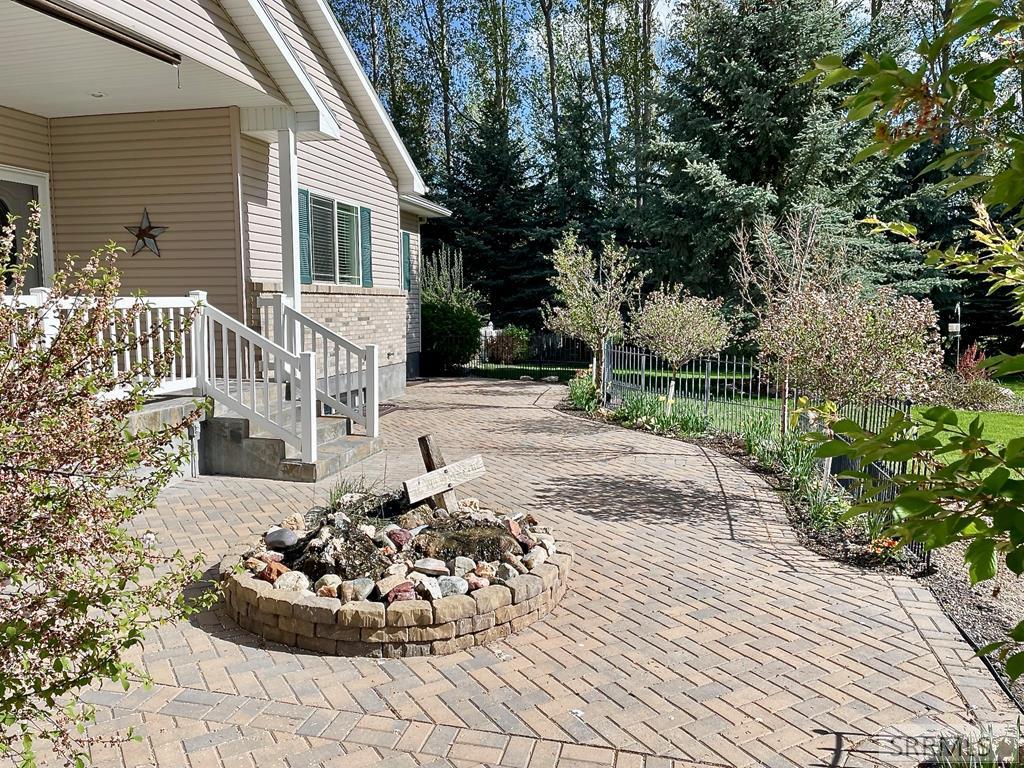 Front Courtyard