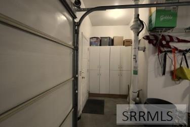 Garage interior - storage
