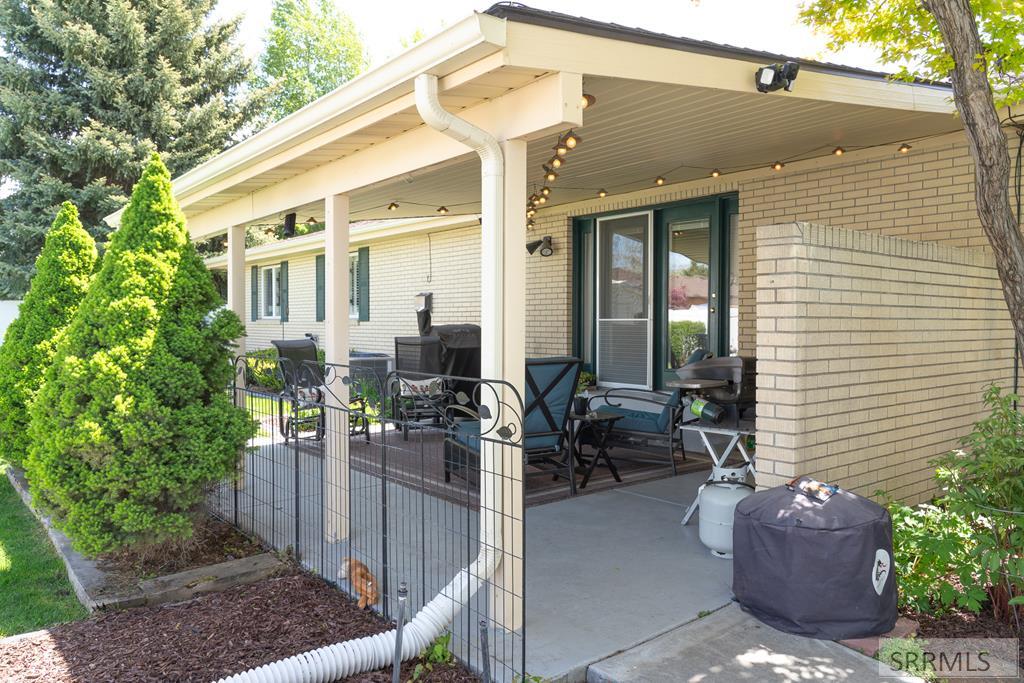 Covered patio - backyard