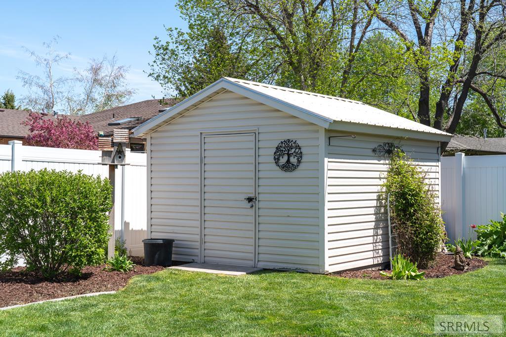 Backyard - shed
