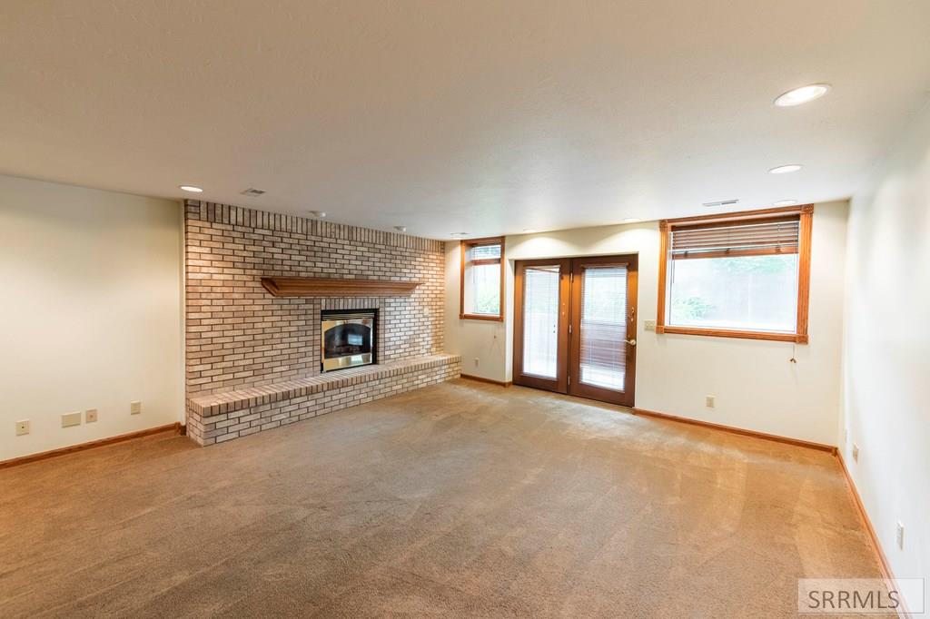 Basement Family Room 