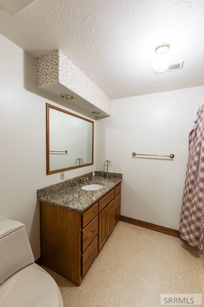 Basement Bathroom 