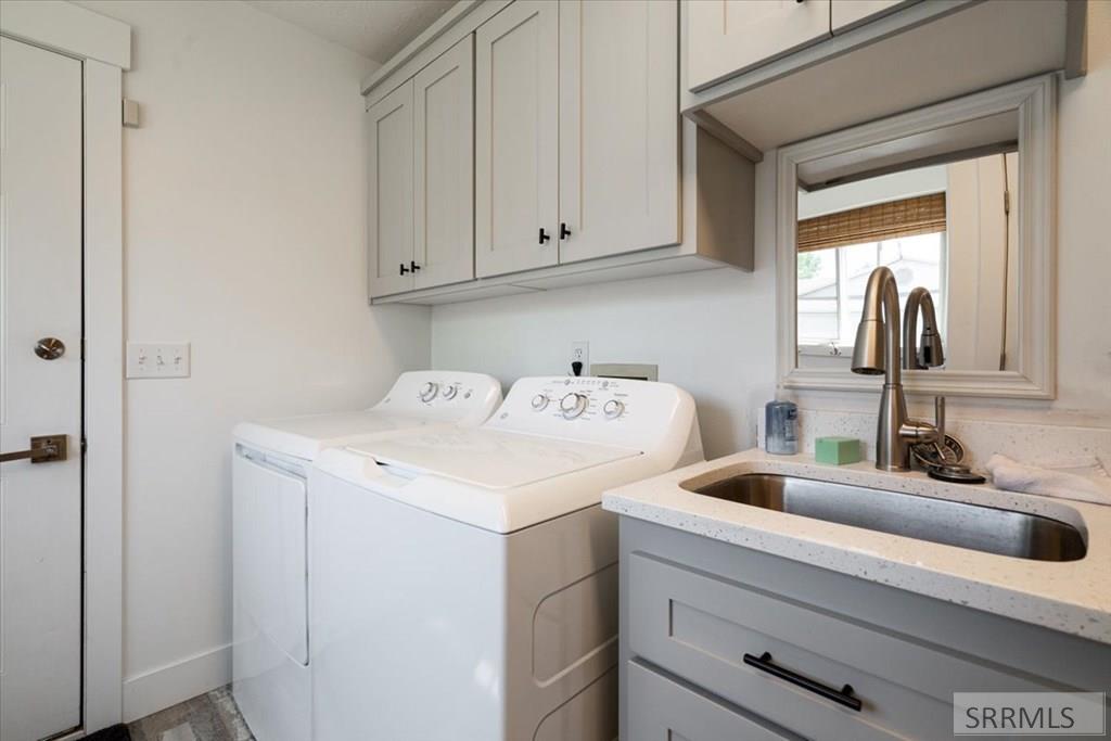 Laundry with Sink