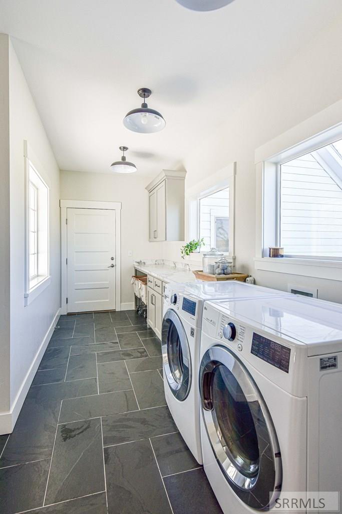 Laundry/Mudroom