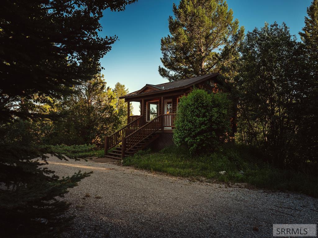 Heated Cabin Adj to Paddle Tennis