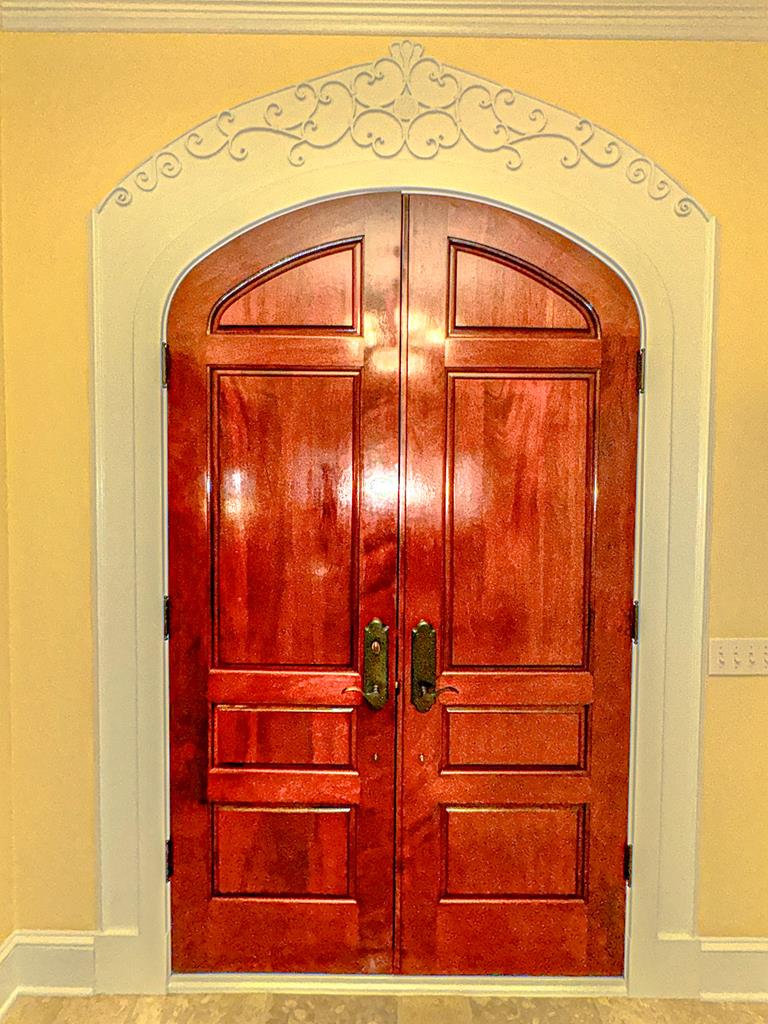 HAND STAINED DOORS