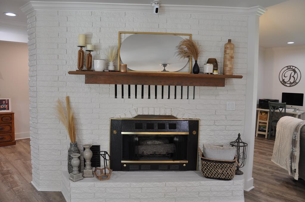 Gas Log Fireplace