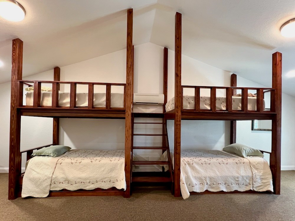 Loft Bunkbeds