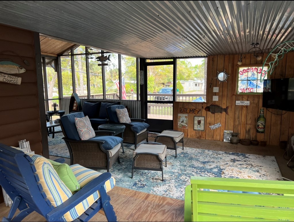 Large screened-in porch