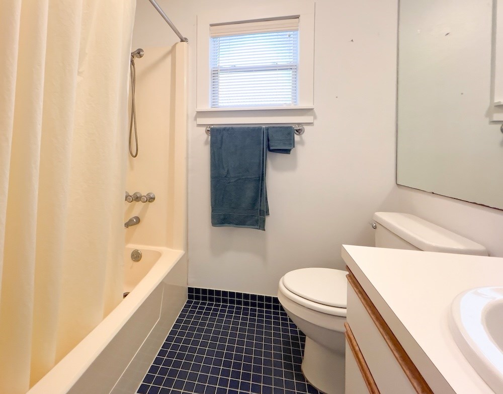 Main Floor Bathroom