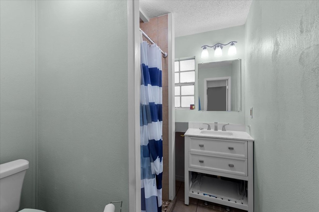 Apartment Bath Vanity